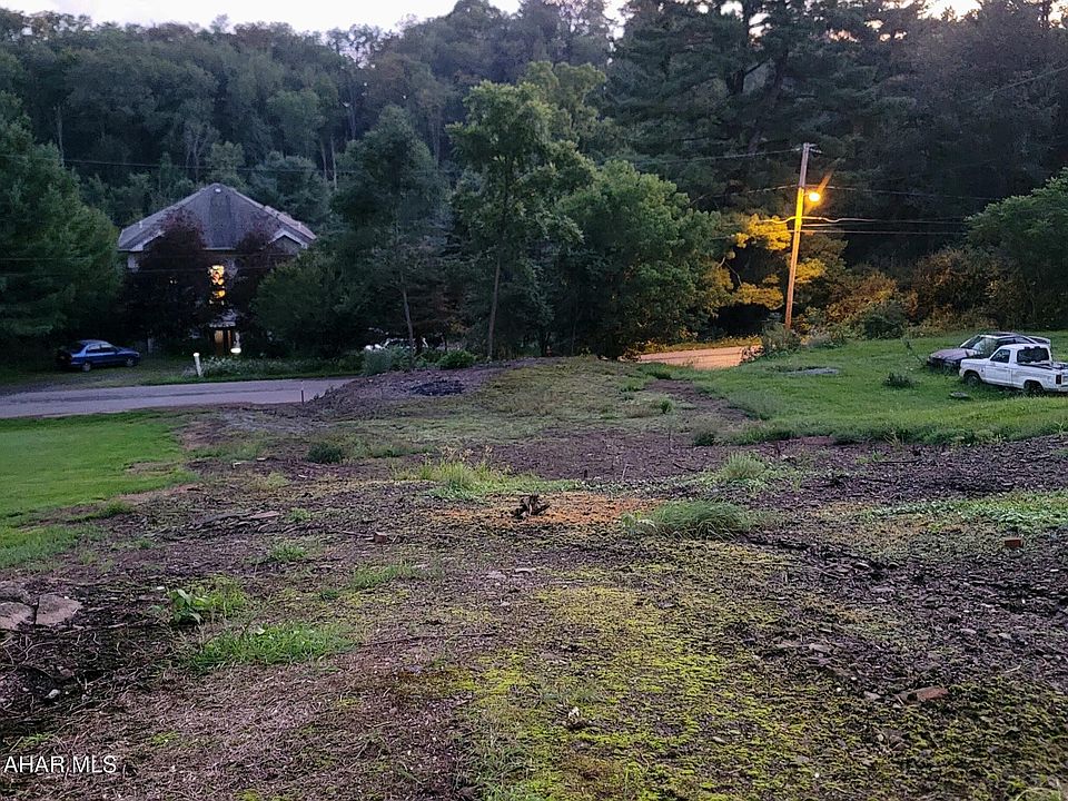 1st image of 286 Saint Mary St