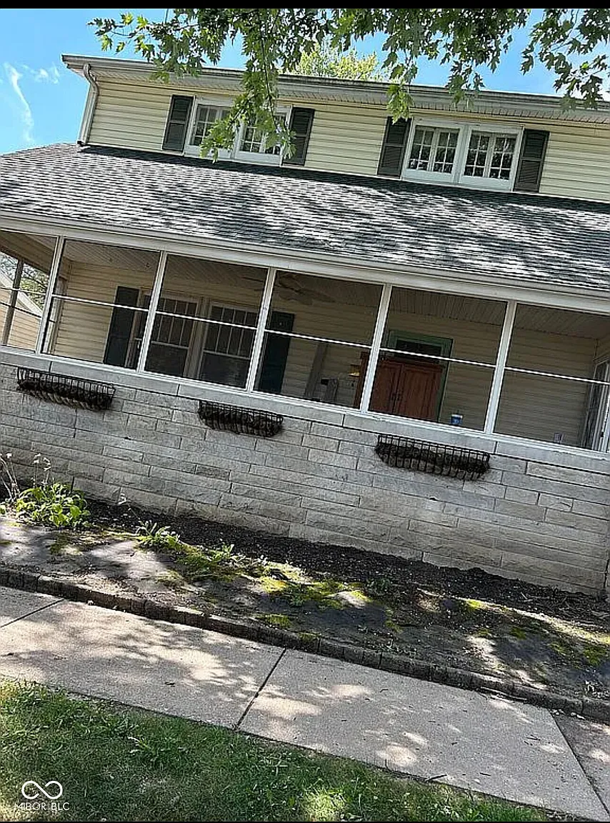 1709 N St photo 1