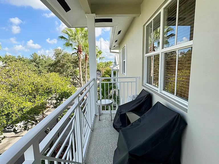 Private Balcony - 3rd Floor (Top Floor)