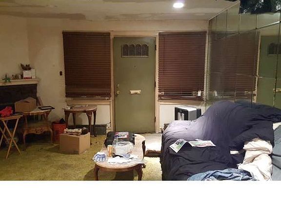 3rd image of 22 Montana St