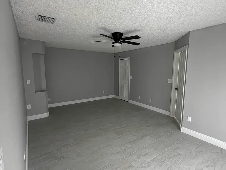 1743 Laramie Cir — Photo 17