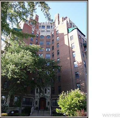 1st image of 800 W Ferry St #2C