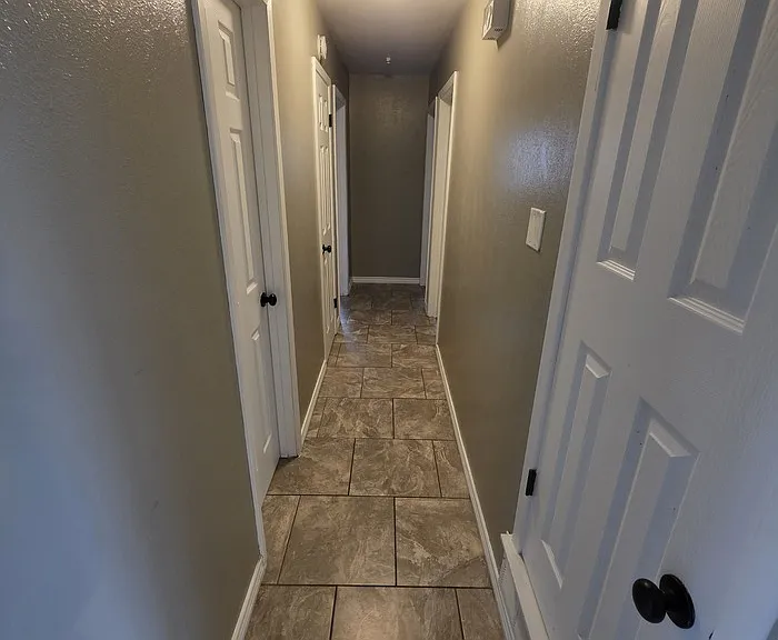 3311 W Shandon Ave — Photo 11