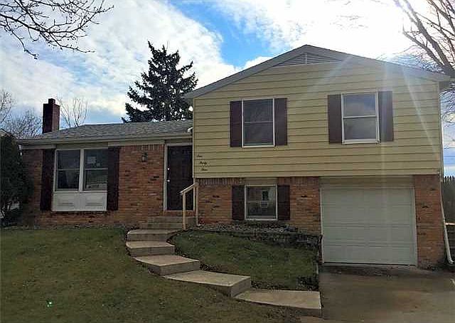 1st image of 131 Chesapeake Ln