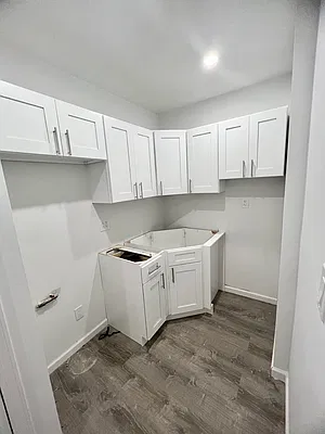 Rented by Ink Realty Services LLC | media 10