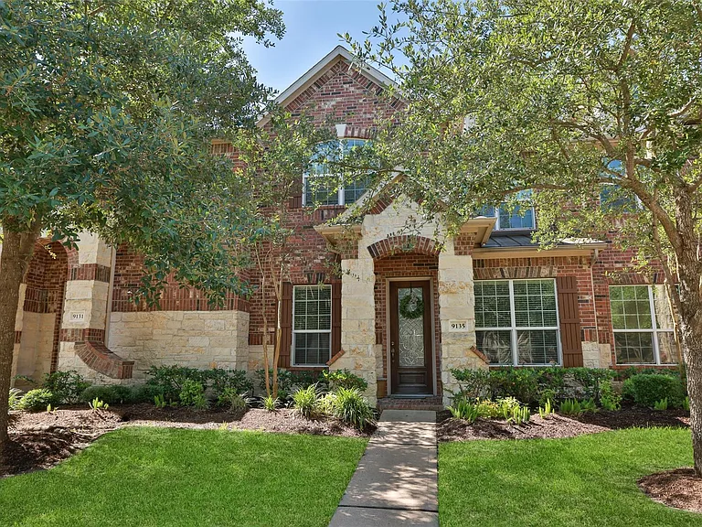 9135 Solvista Pass Ln — Photo 3