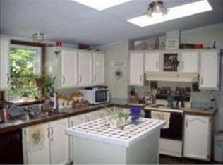 10 Fifield St, Penacook, NH 03303