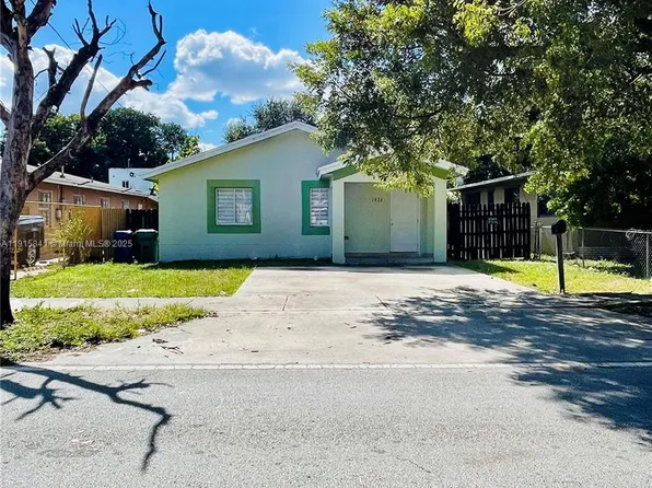 1926 NW 60th St, Miami, FL 33142