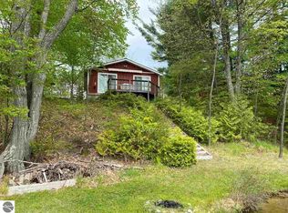 6124 Ginafred Shores Dr SW, Fife Lake, MI 49633