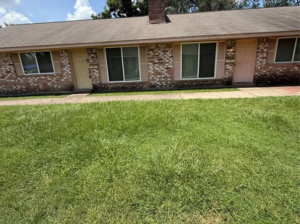 9416 Springview Ln, Houston, TX 77080
