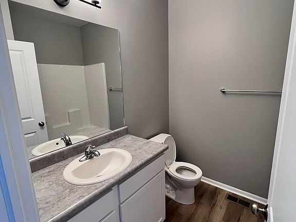 2nd image of 9520 Bailie Ct