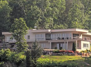 2048 Olentangy Rd, Louisville, TN 37777