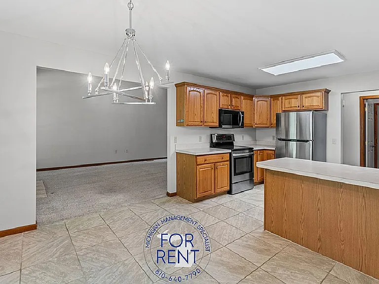 3263 Silverwood Dr — Photo 19