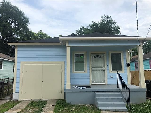 1st image of 1321 Bartholomew St
