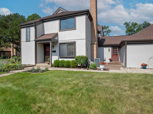 1296 Farnsworth Ln, Buffalo Grove, IL 60089
