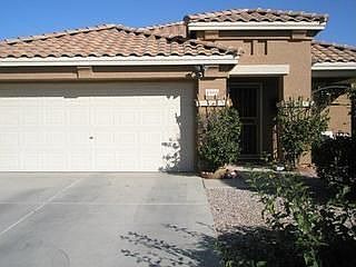 2nd image of 2840 W San Carlos Ln
