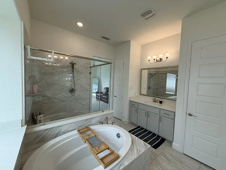 1927 Pebble Ln — Photo 23
