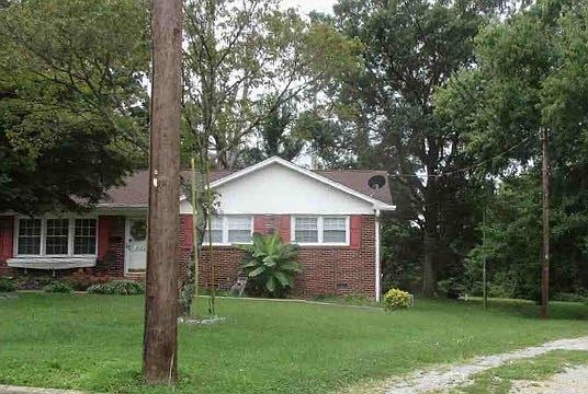 2nd image of 3120 Emerson Ct