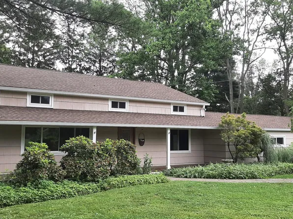 6 N Elm St, Hopewell, NJ 08525