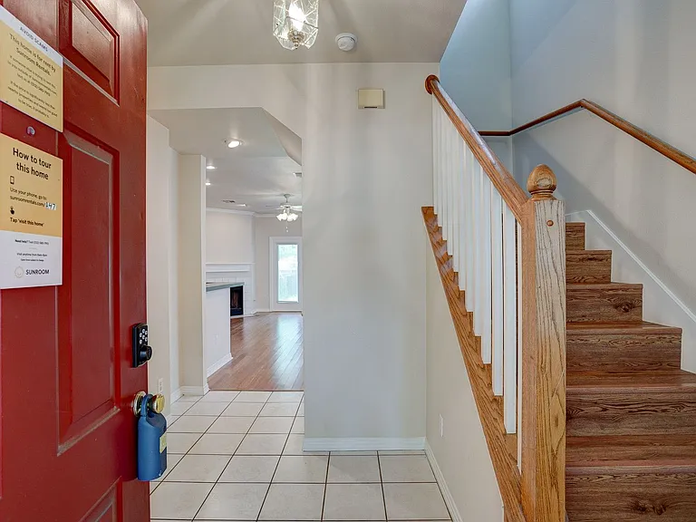 4502 Avenue B #B — Photo 3