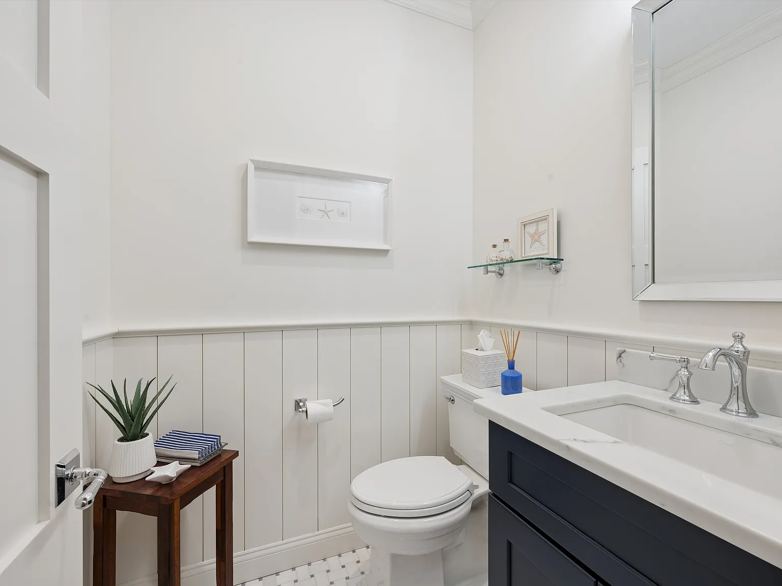 Southampton Village Perfection — Photo 3