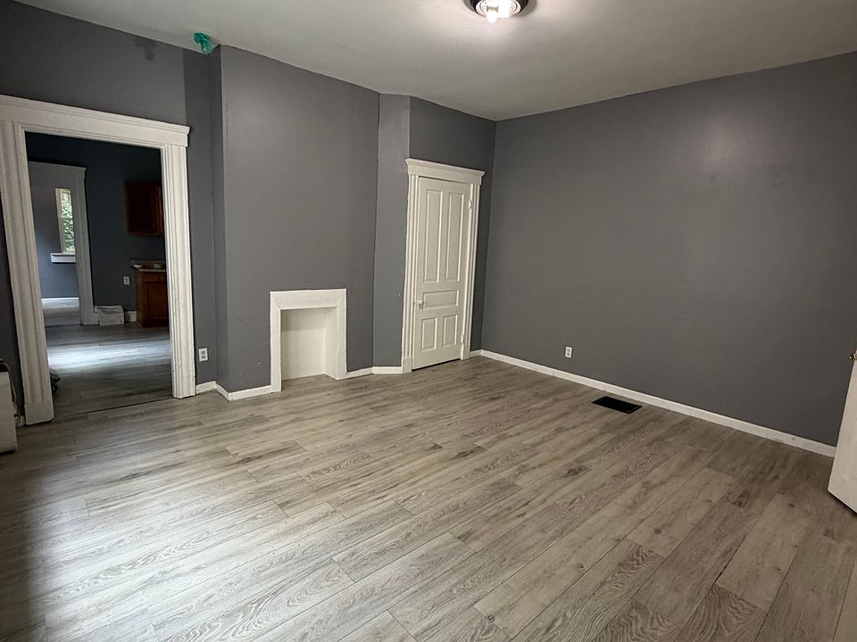 1st image of 3257 Gaff Ave Unit 1