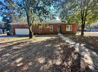 509 4th St, Athens, AL 35611