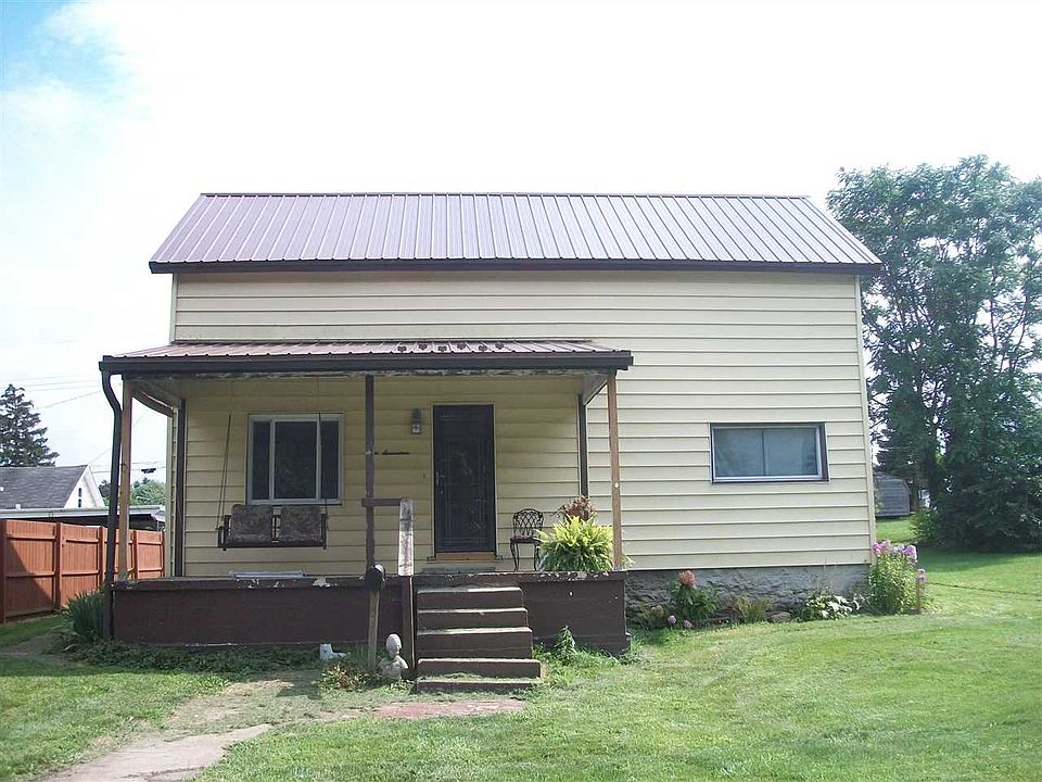 1st image of 817 Van Buren St
