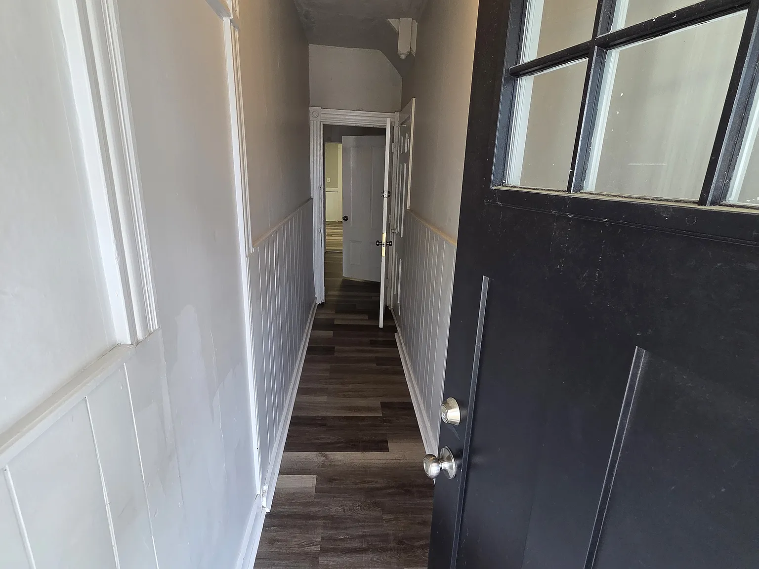 1 bed, 800 sqft, $1,800 — Photo 2