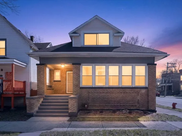 1 E 114th St, Chicago, IL 60628