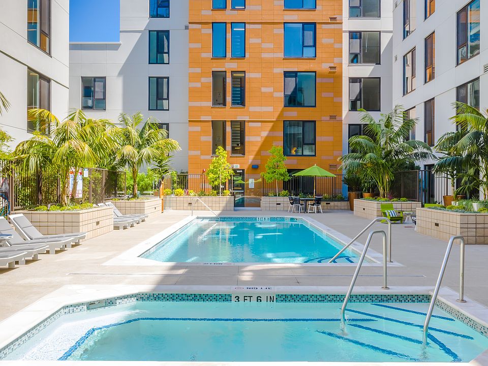 Pool deck with spa