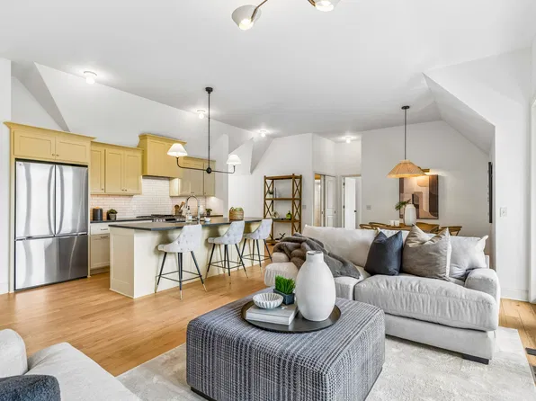 3711 Colgate Ave #2, Minneapolis, MN 55410