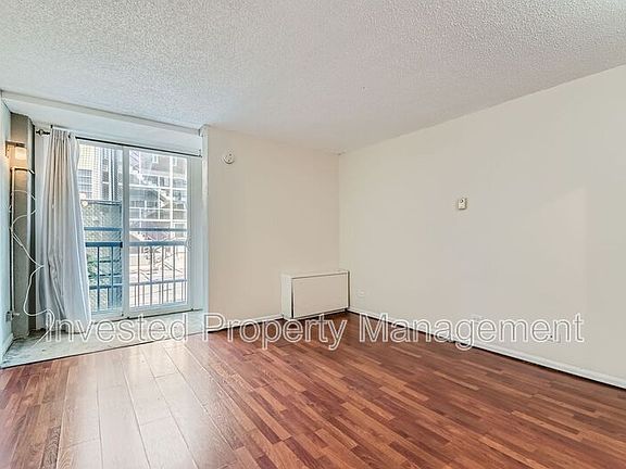 5th image of 830 N Sherman St APT 203