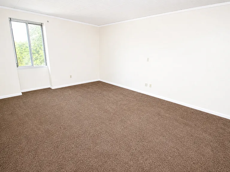 1 BR - Bedroom