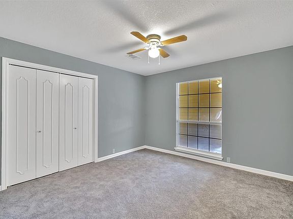 5th image of 4718 Cashel Cir #4