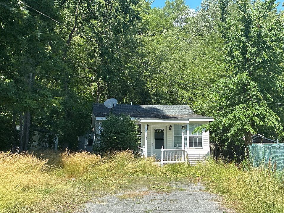 1st image of 359 Lake Shore Dr