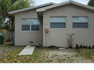 707 SW 8th St, Dania, FL 33004