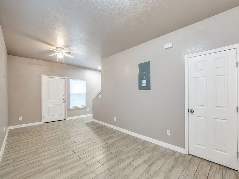 234 Gould St #102 — Photo 5