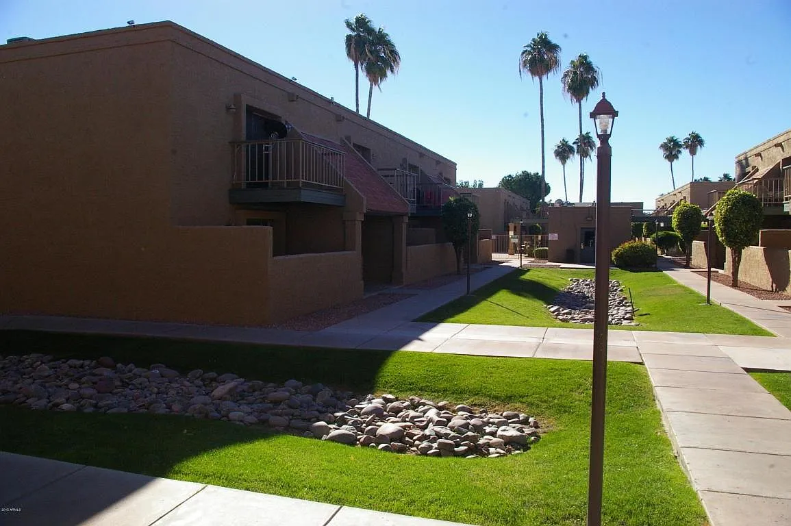 Common Areas - 1224 E Evergreen St #122