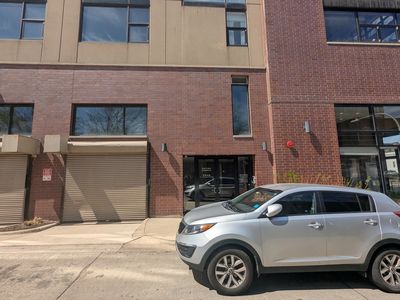 3946 N Ravenswood Ave, Chicago, IL, 60613
