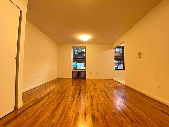 2nd image of 310 W 95th St #1A2