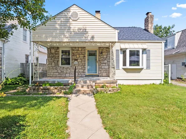 2823 Oaklawn St, Columbus, OH 43224