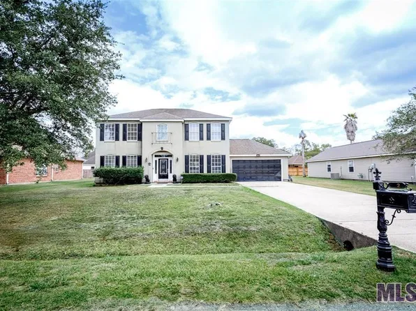 17320 W Autumn Dr, Prairieville, LA 70769