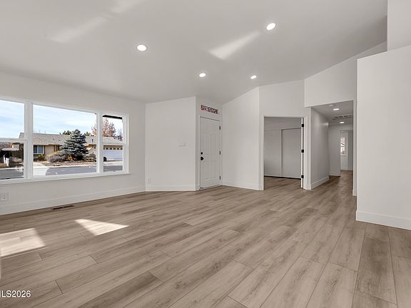 4th image of 968 Railborne Dr