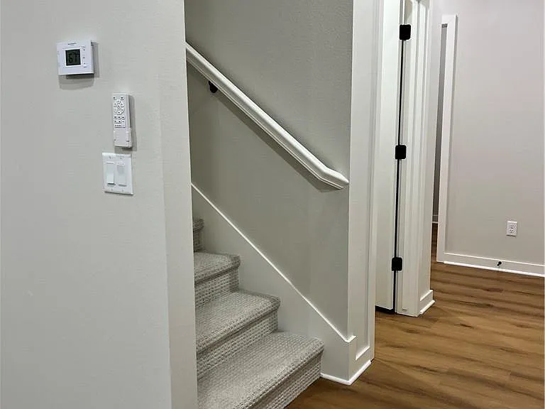 550 Cosmos St #550 — Photo 5