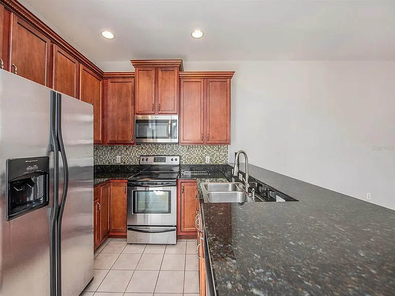 6810 S Kissimmee St — Photo 17