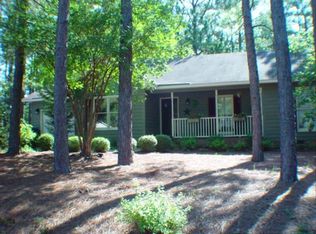 130 Old Hunt Rd, Pinehurst, NC 28374