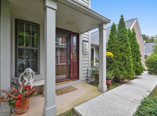 39 Whittington Crse, St Charles, IL 60174