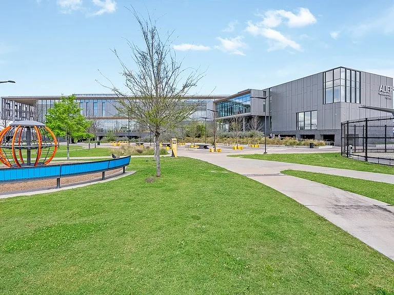 12660 Ashford Point Dr #416 — Photo 13
