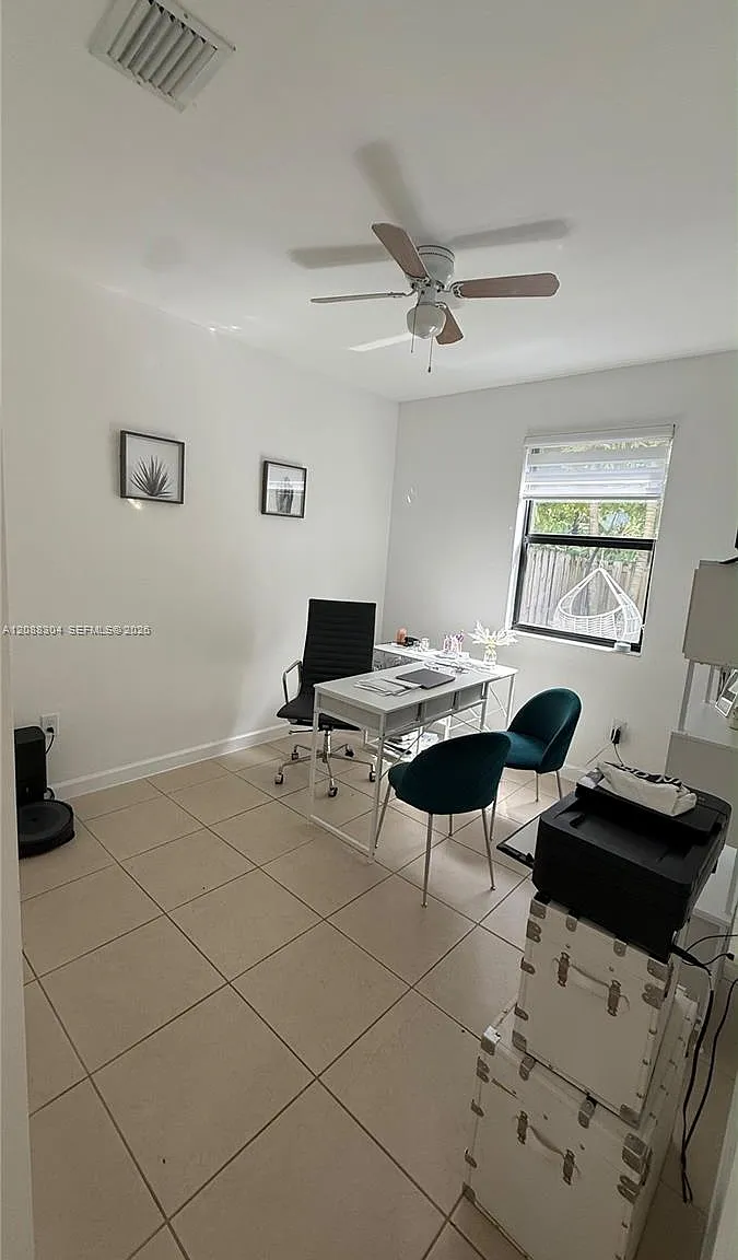 Astoria At Doral — Photo 3
